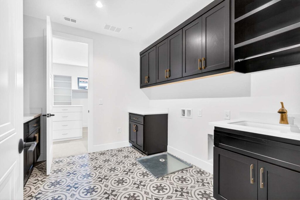 Laundry Room – Lot 1 – Residence 2 – Woodside Estates by Ponderosa Homes